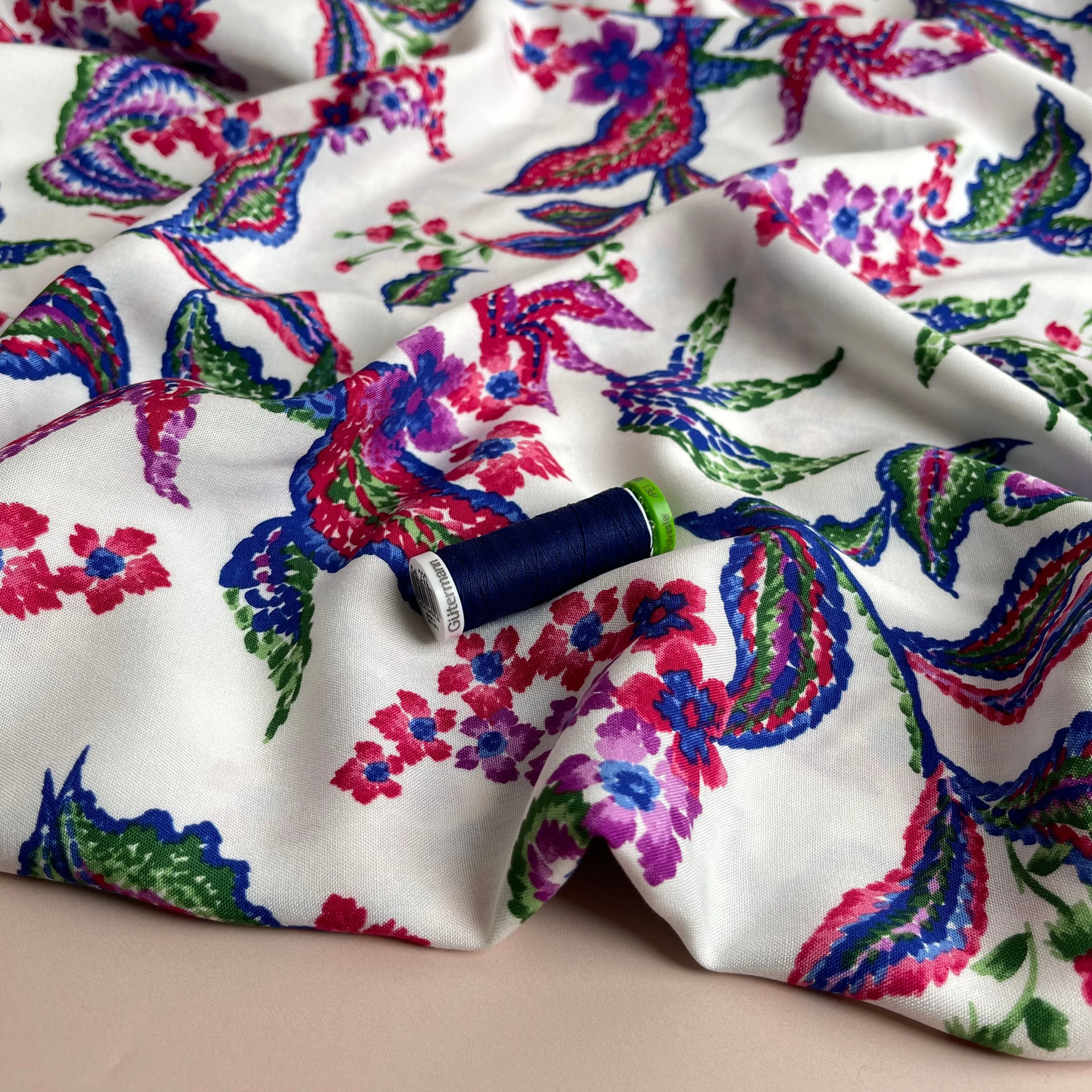 Abstract Foliage White Rayon Viscose Fabric