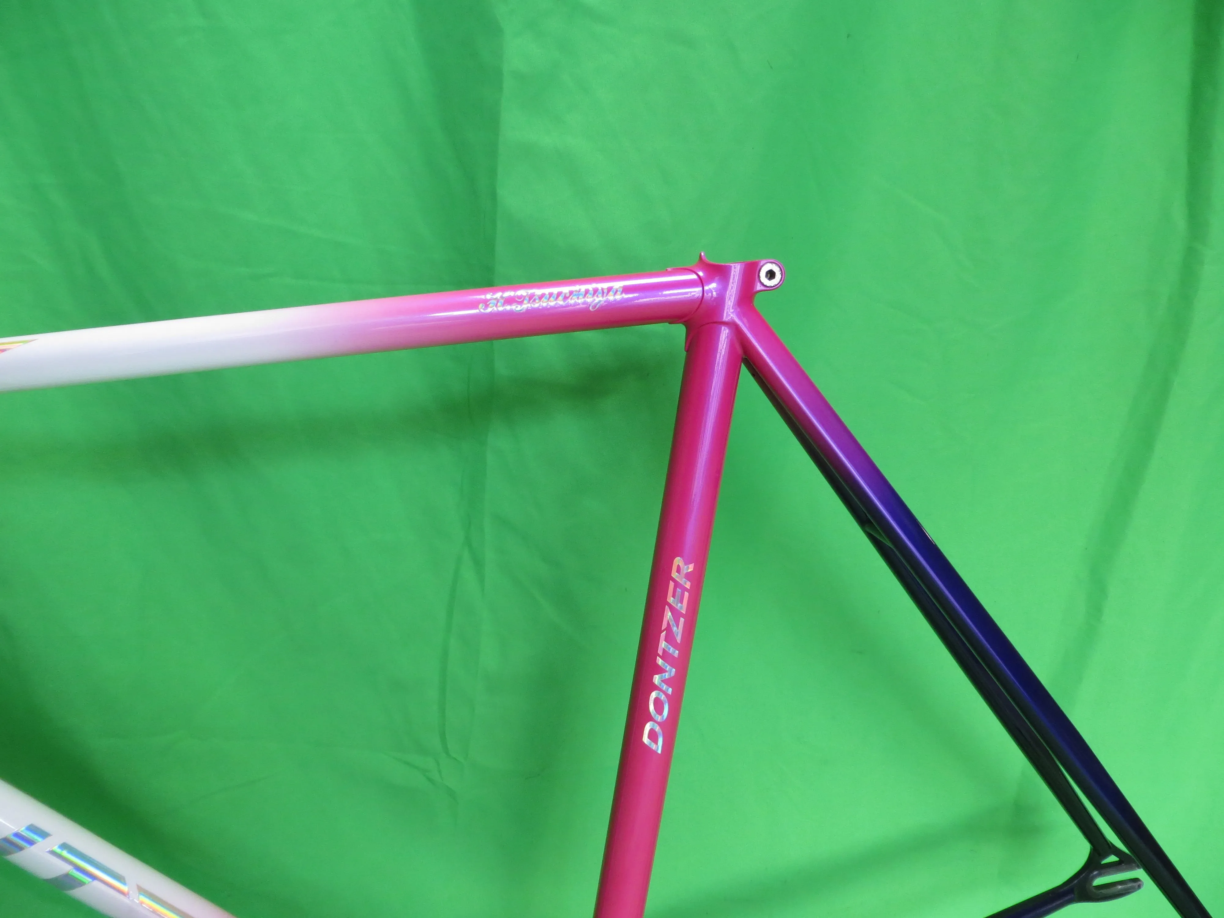 Dontzer Columbus Max Fork // White / Pink/ Purple Tricolor // 53.5cm