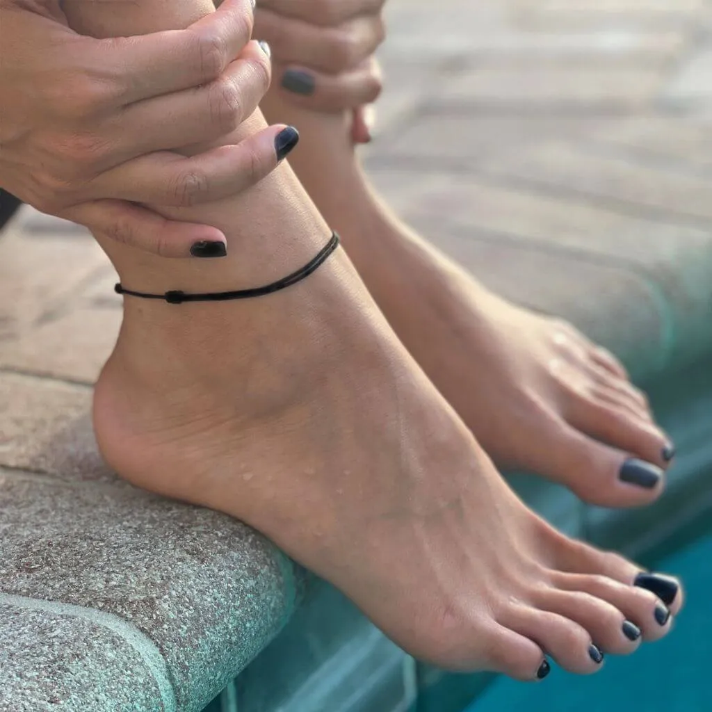 Red Nylon Adjustable Anklet - Stylish & Versatile