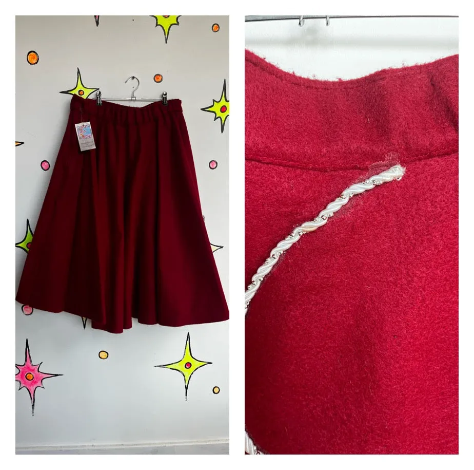 Vintage 50s Style | Red Felt POODLE SKIRT Full Circle Swing Skirt | Size L / XL